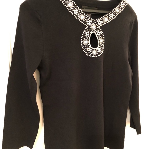 Cable & Gauge black, jeweled keyhole neckline - Picture 2 of 7